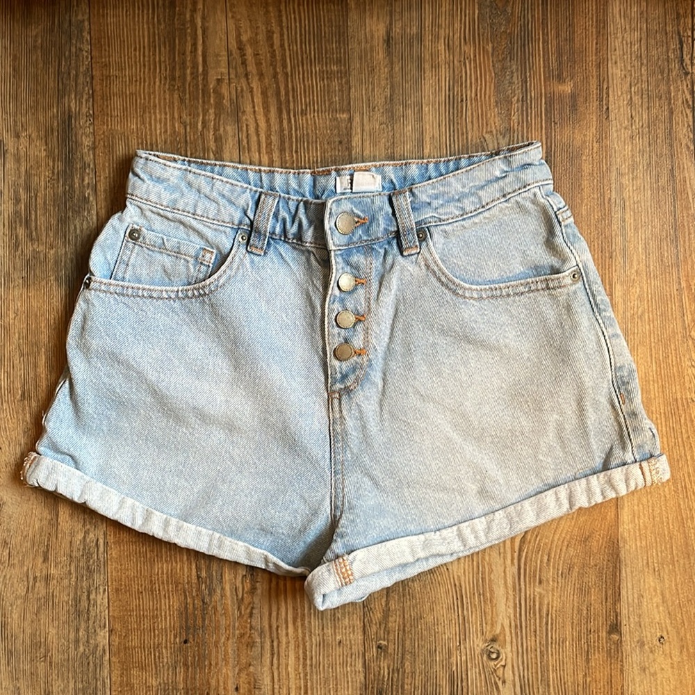 Roxy- Button Fly, High Rise Jean Short